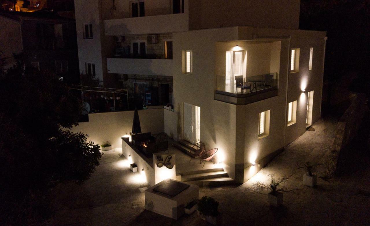 Villa Lile Baska Voda Luaran gambar